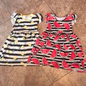 2 little girl soft short sleeve dress